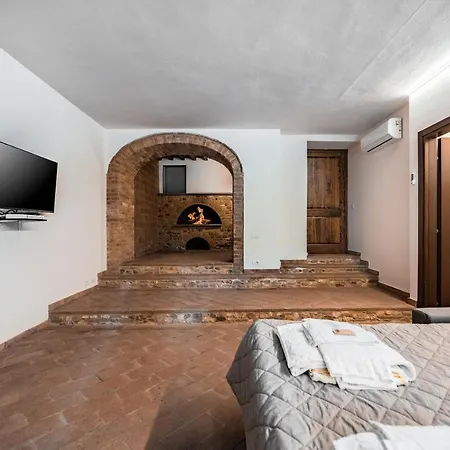 Podere Mezzastrada - Place Of Charme *