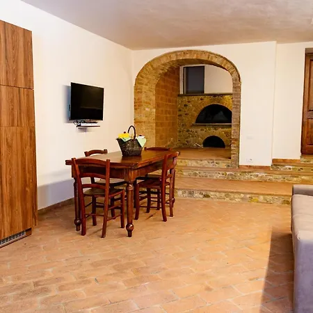 Podere Mezzastrada - Place Of Charme Apartment