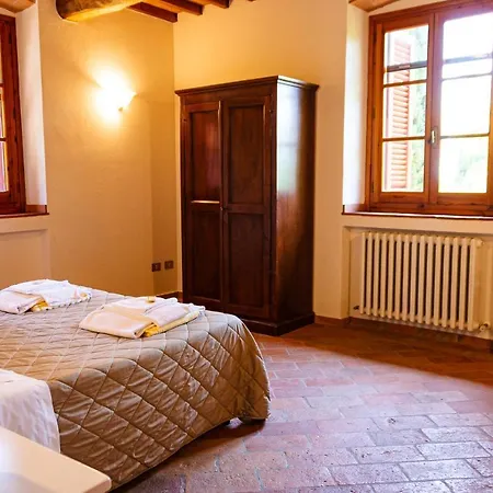 Podere Mezzastrada - Place Of Charme * Fiano (Tuscany)