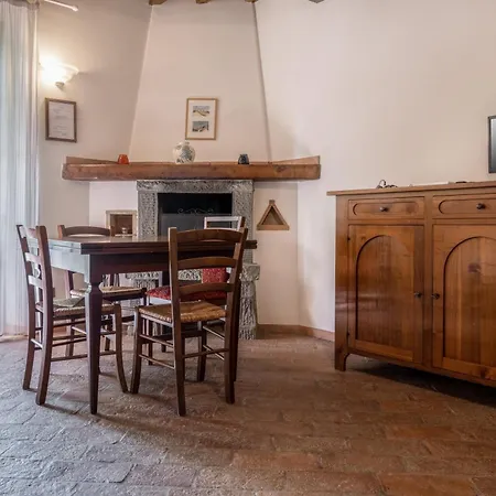 Podere Mezzastrada - Place Of Charme Apartment *