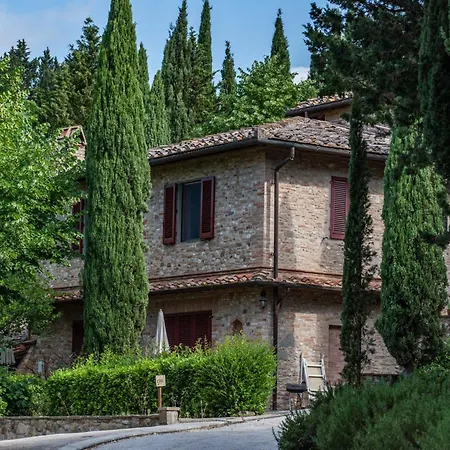 Апартаменты Podere Mezzastrada - Place Of Charme Фьяно
