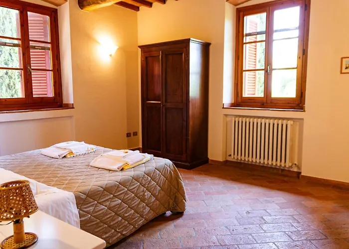 Podere Mezzastrada - Place Of Charme * Fiano (Tuscany)